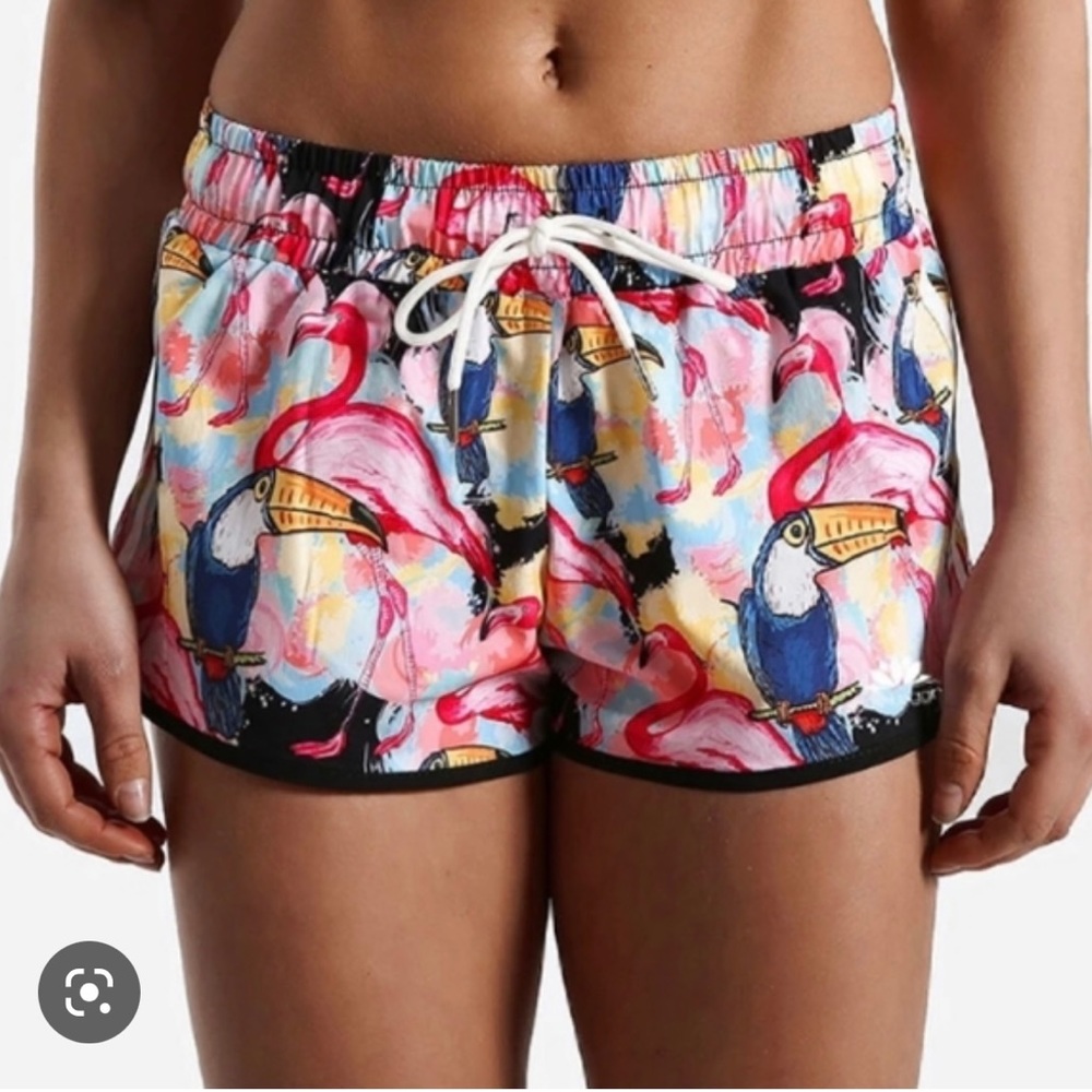 NWT Lotus Leggings Tropical Toucan & Flamingo Print Running Shorts